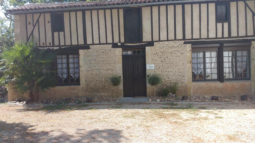 Les Gites de Castera Aire-sur-lʼAdour Exterior foto